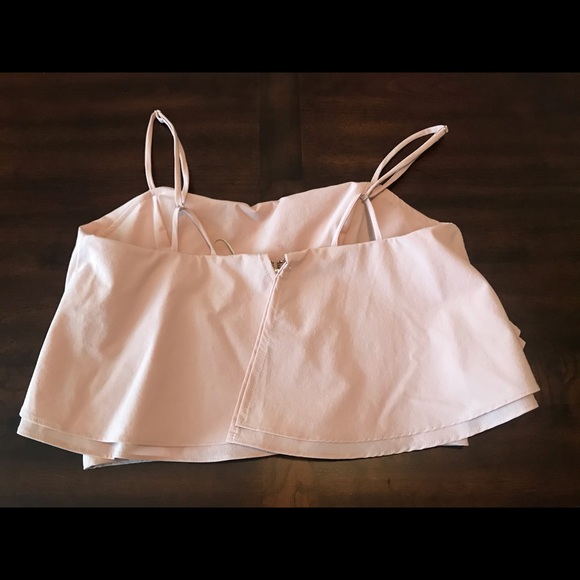 NWT Pale pink ruffle crop top - Picture 2 of 5